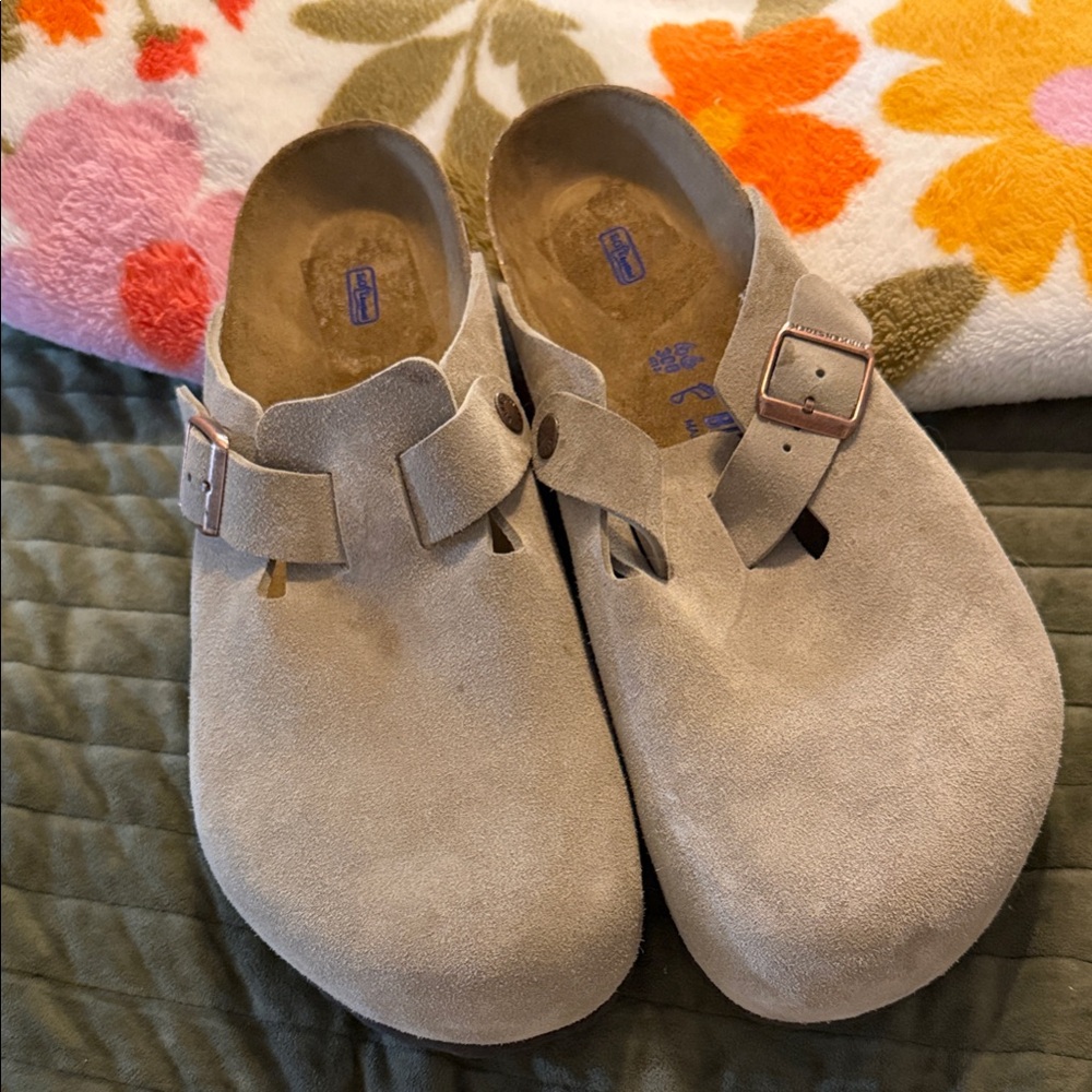 Birkenstock Boston Clog - Light Tan Suede Men's